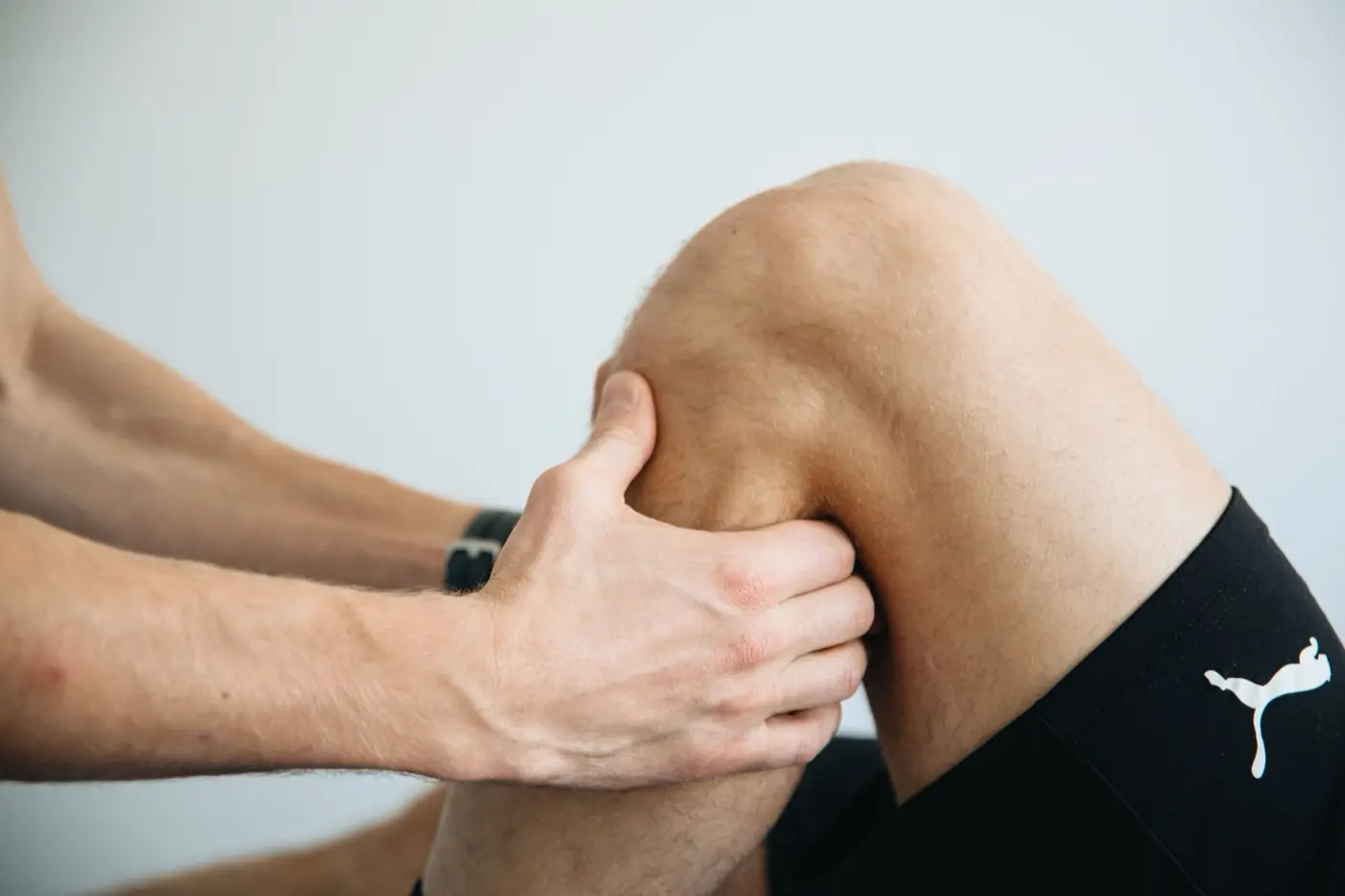 Cuándo operar una prótesis de rodilla: señales clínicas y decisiones informadas